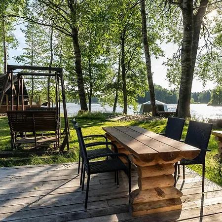 Laawu Kultainkoski Lüks kamp alanı *