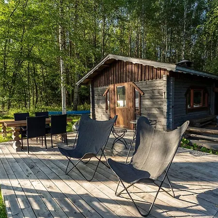 Lüks kamp alanı Laawu Kultainkoski