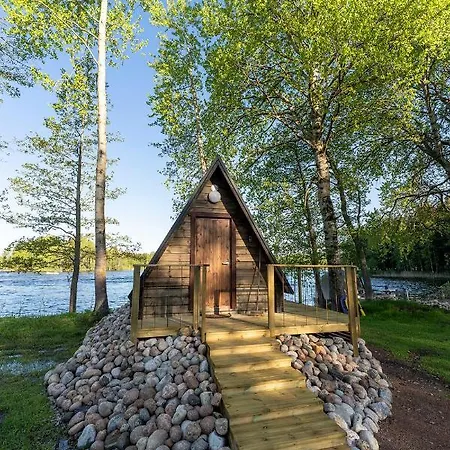 Laawu Kultainkoski Lüks kamp alanı *